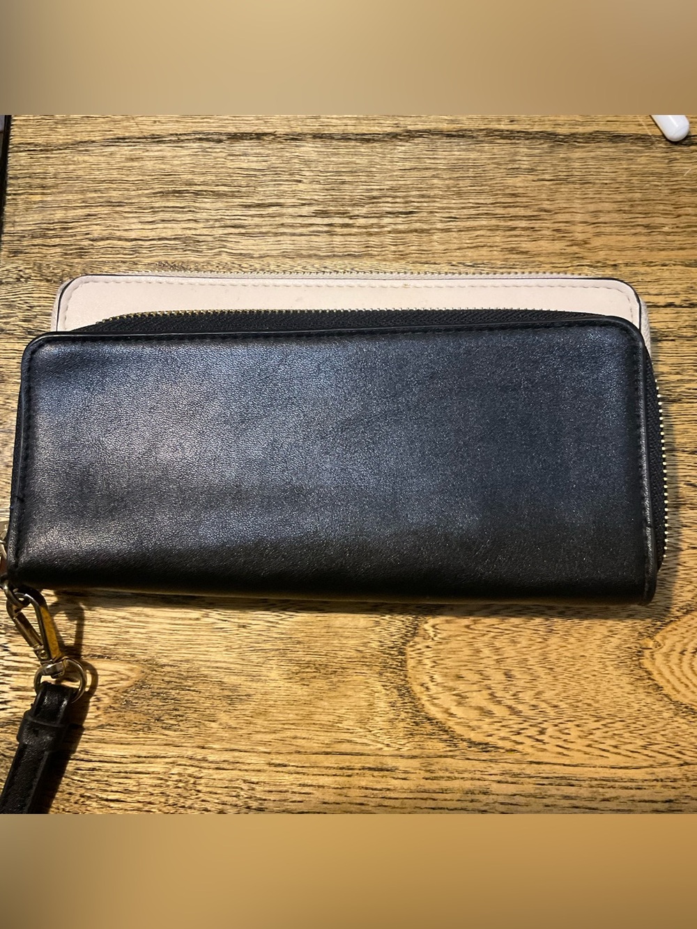 REED black & tan leather long wallet, wristlet, phone holder, EUC